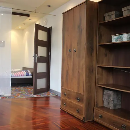Cosy Apartament In With Free Parking Apartment *