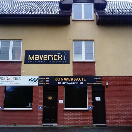 Cosy Apartament In With Free Parking